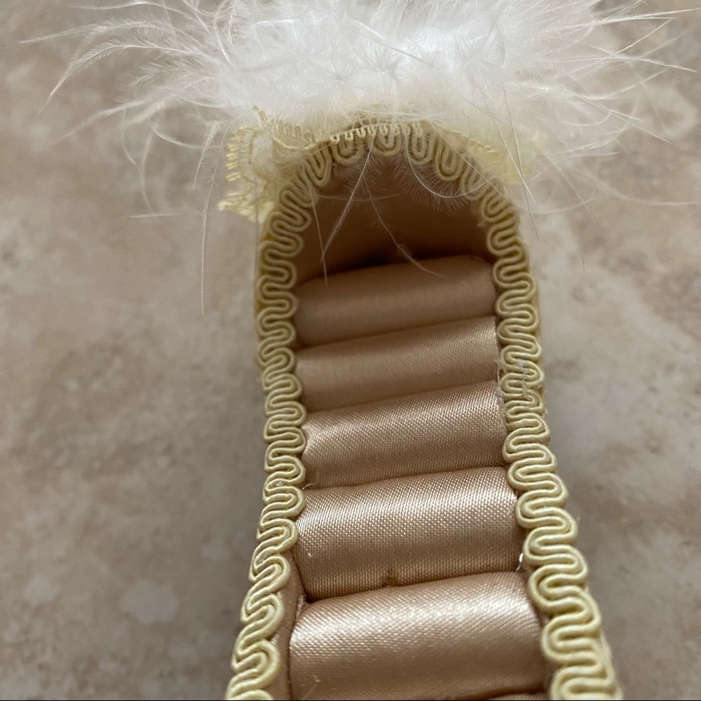 Vintage shoe ring holder - Picture 3 of 7